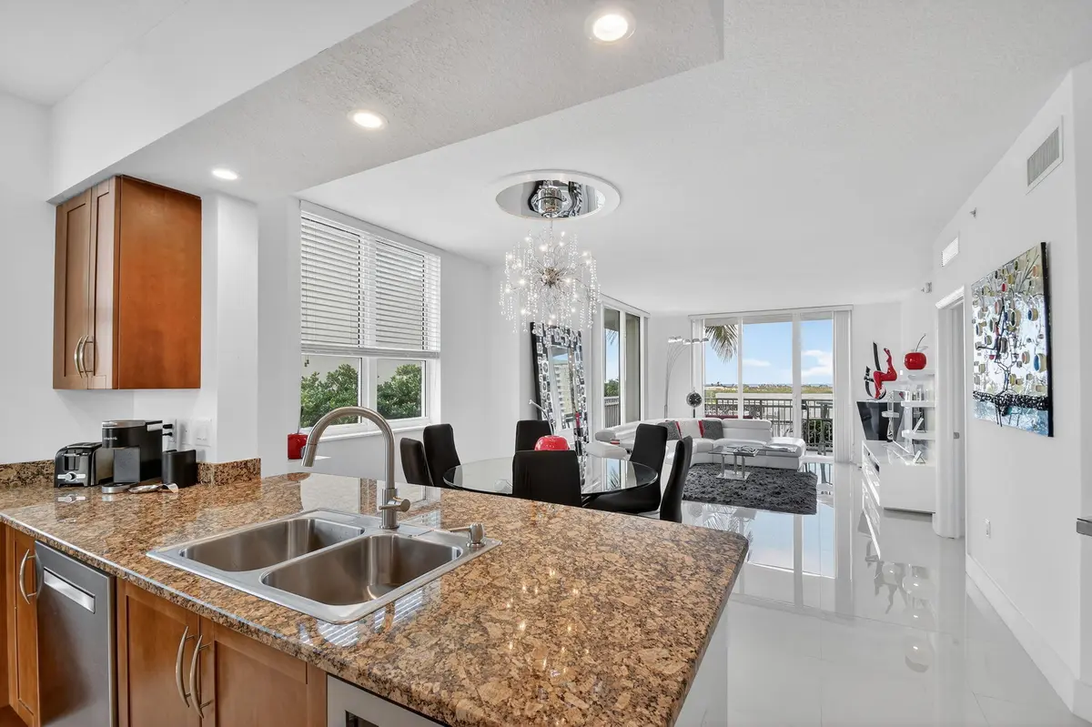 7-web-or-mls-DSC_4694 at 350 N Federal Highway 605, Boynton Beach