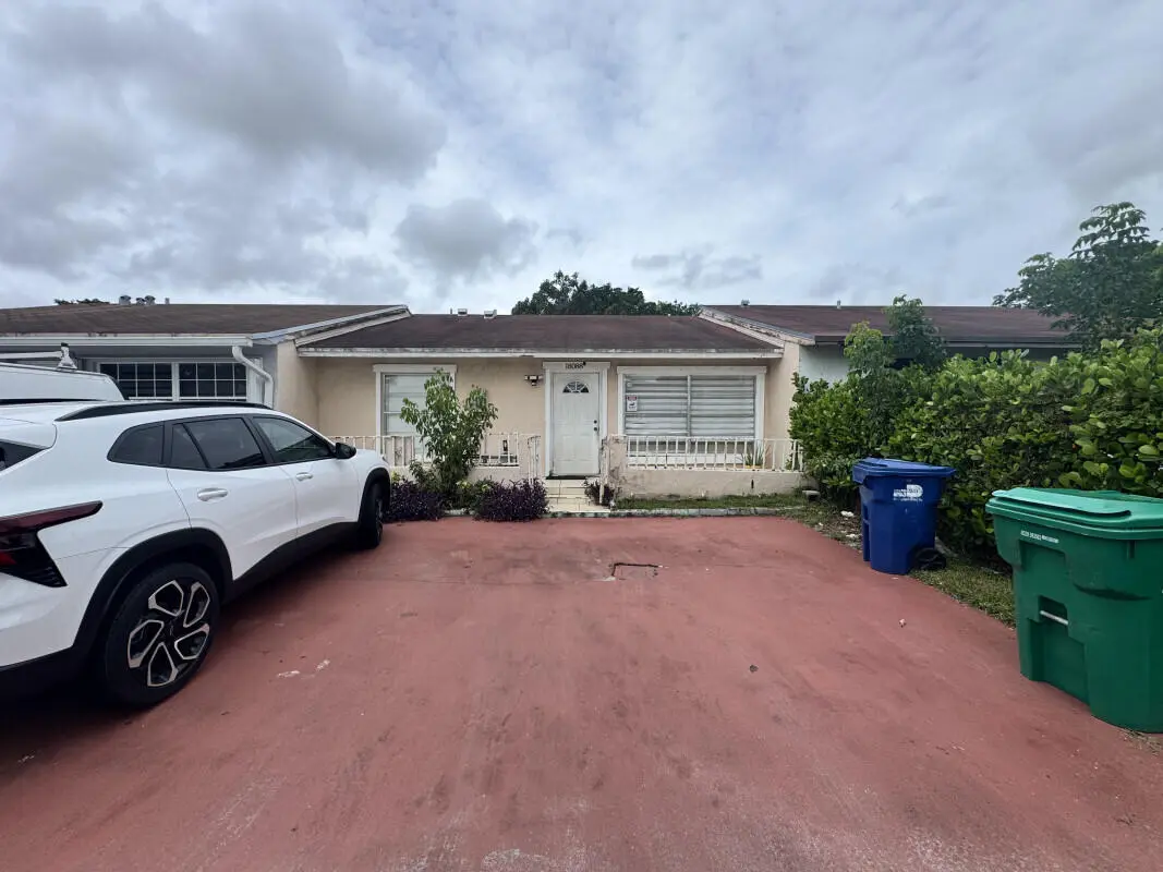 18088 NW 40th Place, Miami Gardens, FL – photo 2