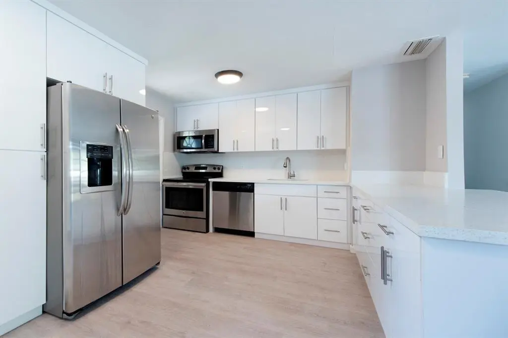 Photo 2 at 2380 NE 8TH Avenue, Pompano Beach