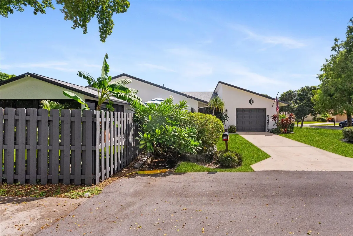 02-2 at 819 NW 25th Avenue, Delray Beach