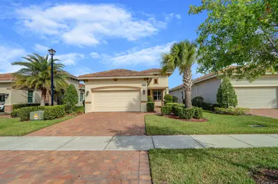 20040 SW CASERTA Way, Port St. Lucie – Single Family Residence for sale