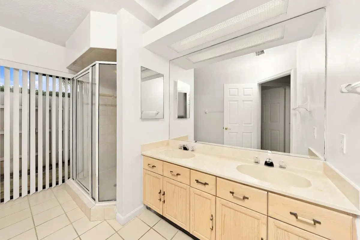 2e2fccd1-c29a-48a1-ae7a-59b73c038b32 at 1566 HOLLYHOCK Road, Wellington