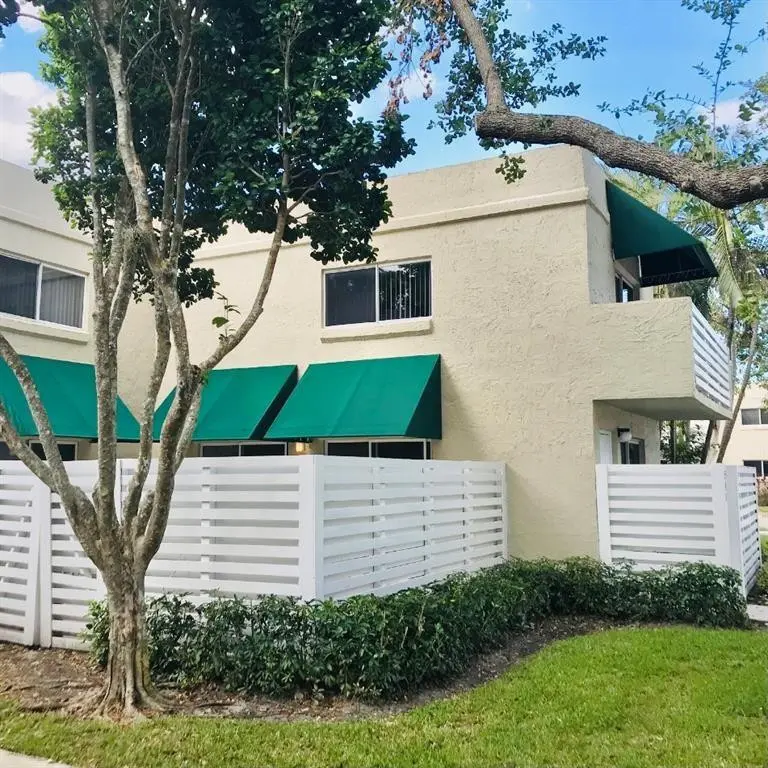 Photo 3 at 593 NW 98TH Avenue 1, Plantation
