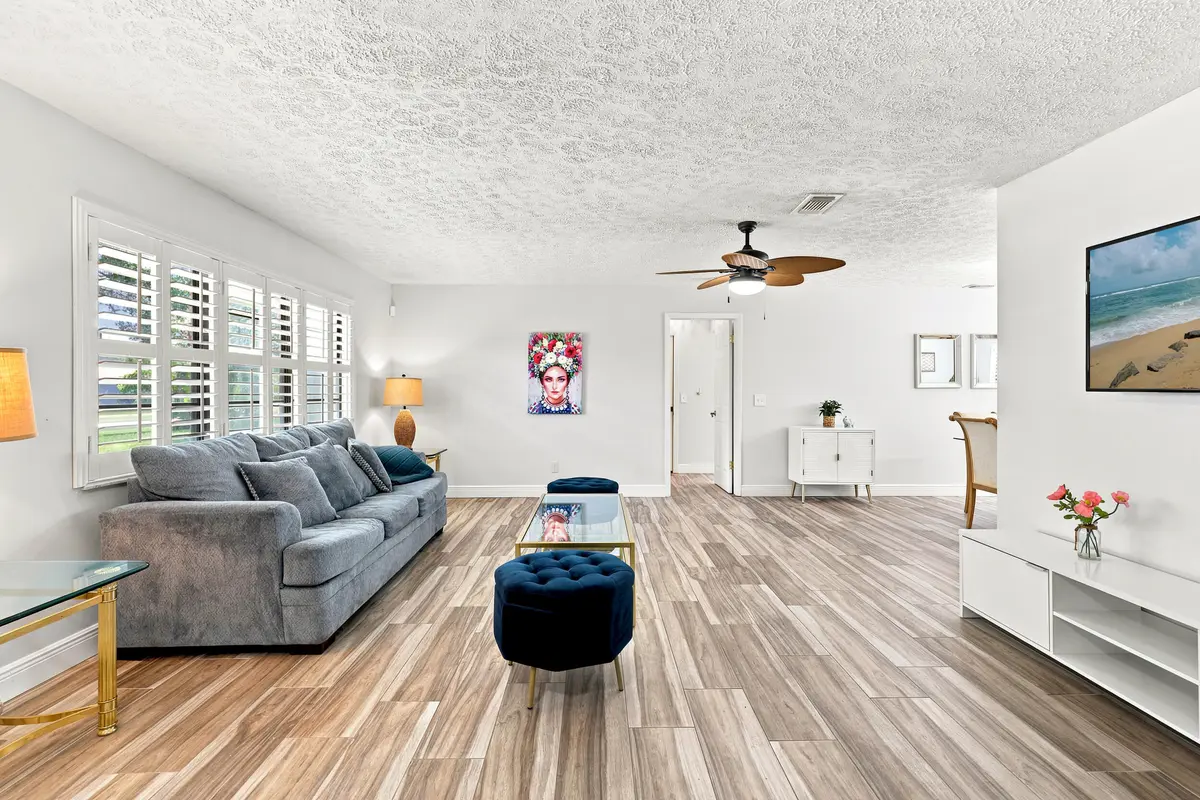 10_0o1a8428 at 2526 SE VICTORY Avenue, Port St. Lucie