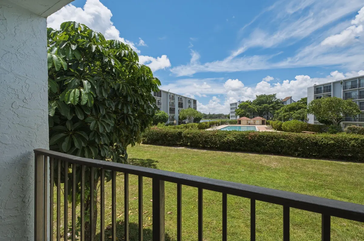 18-web-or-mls-8620-n-sherman-cir-204 at 8620 N SHERMAN Circle 204, Miramar