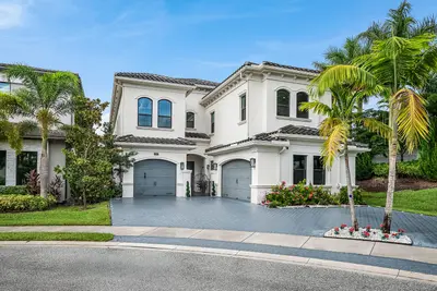 8985 CHAUVET Way, Boca Raton – Single Family Residence for sale