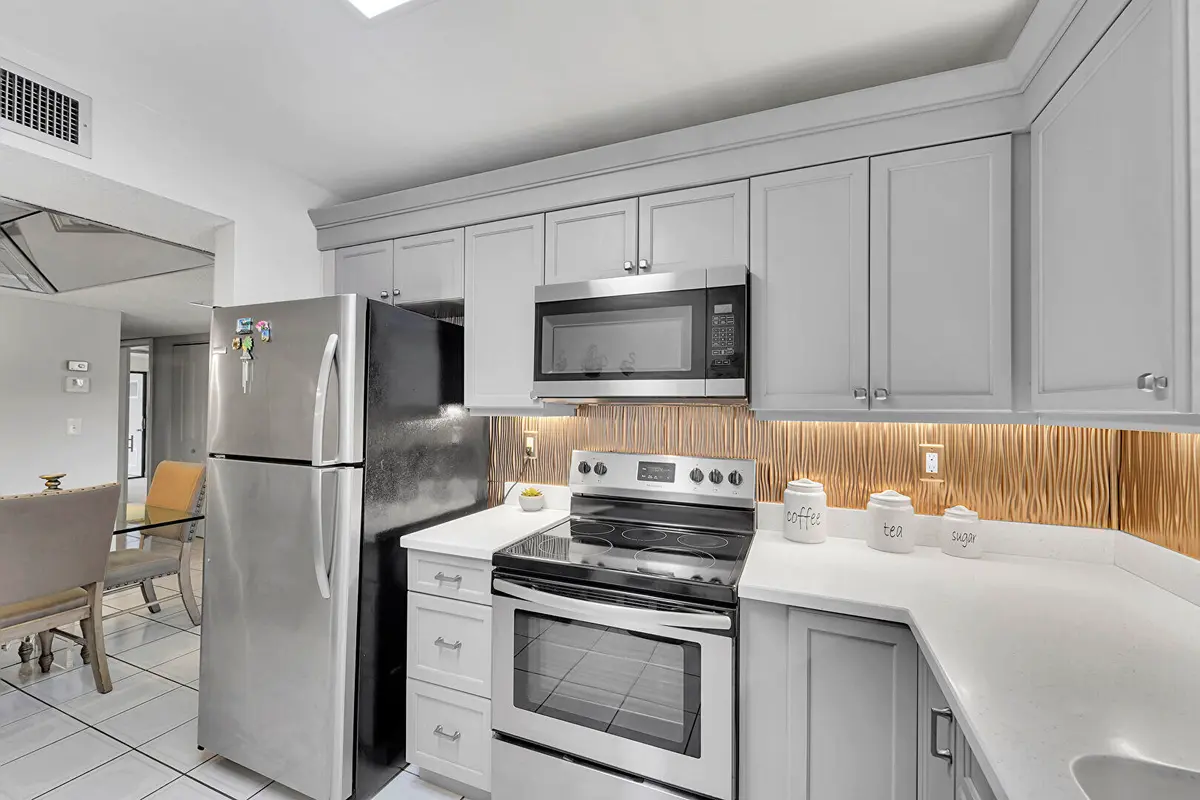 10_21065095_ca41a41511300fe735b0a3387501 at 7342 ASHMONT Circle 203, Tamarac