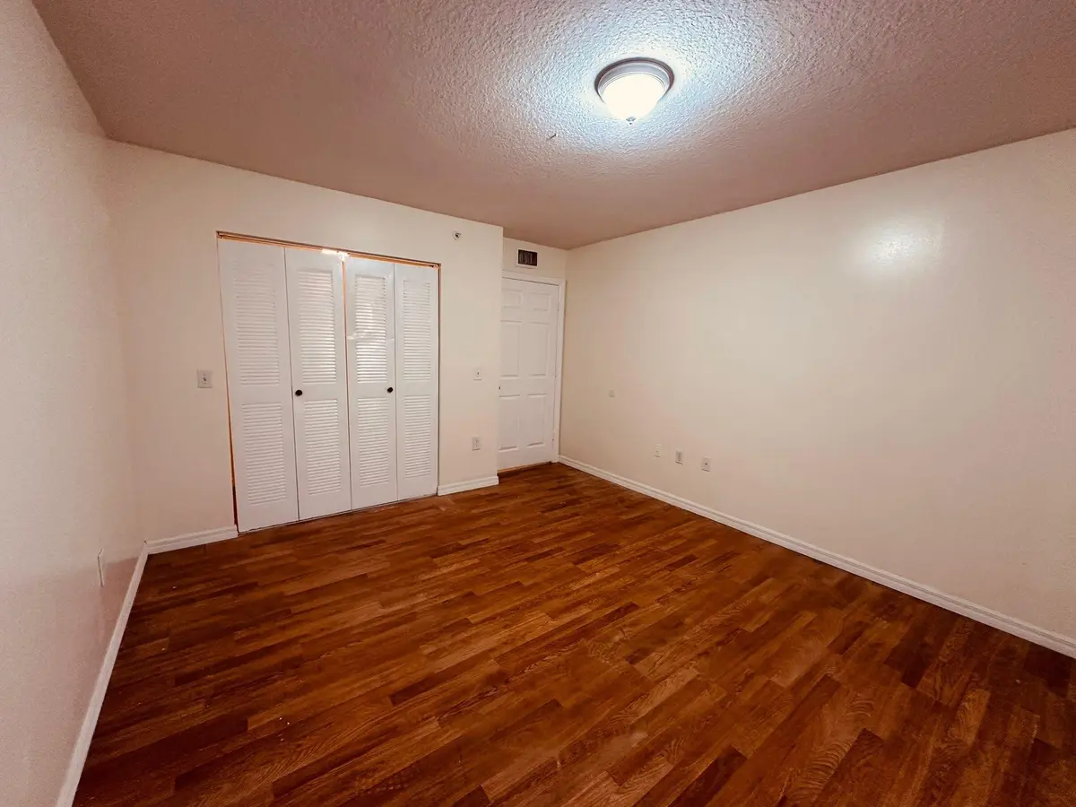 Photo 6 at 4131 San Marino Boulevard, West Palm Beach