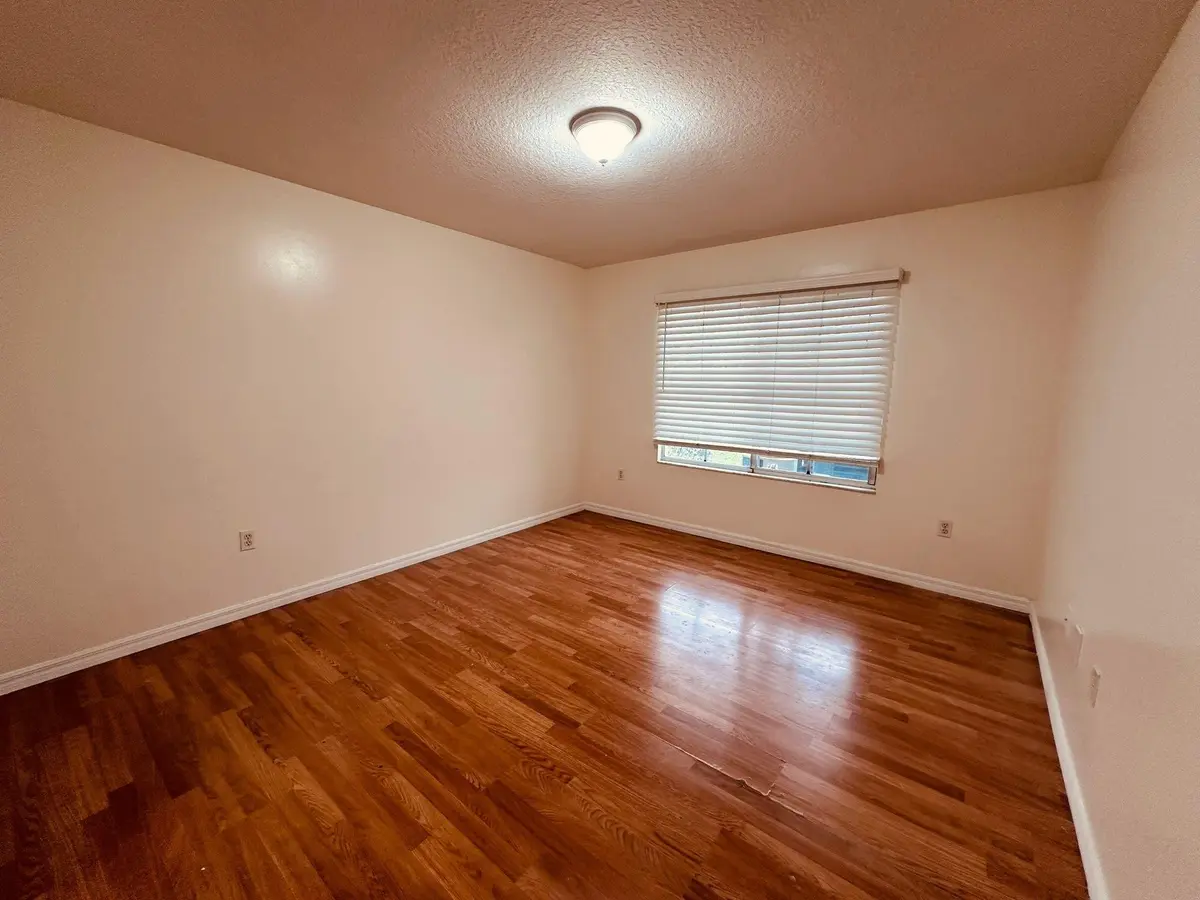 Photo 8 at 4131 San Marino Boulevard, West Palm Beach