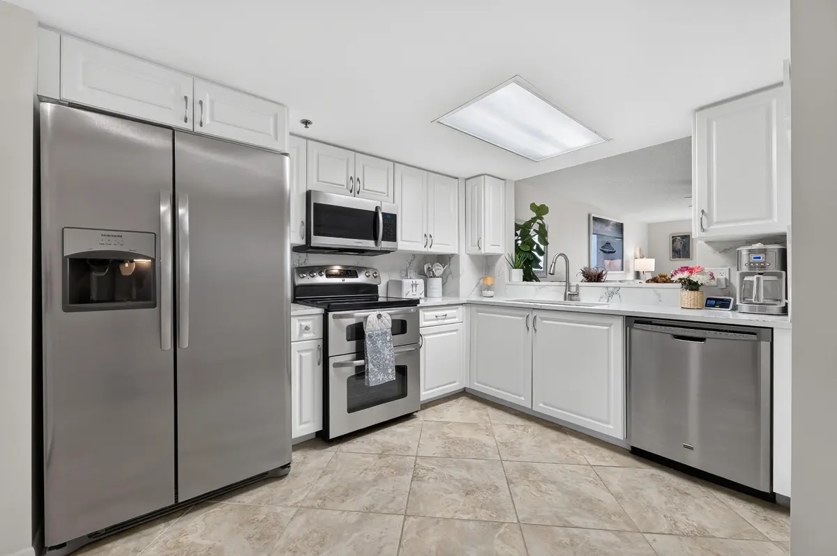 Kitchen at 2700 N HIGHWAY A1A 302, Fort Pierce