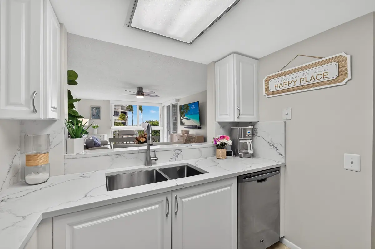 Kitchen at 2700 N HIGHWAY A1A 302, Fort Pierce