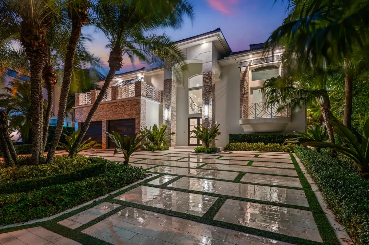 mls_FRONT_ANGLE_LEFT_SUNSET at 2307 N Riverside Drive, Pompano Beach