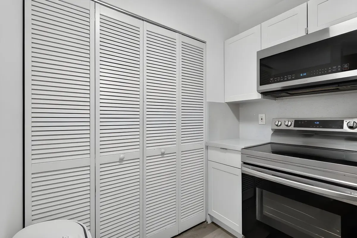 Kitchen at 2731 Ocean Club Boulevard 102, Hollywood