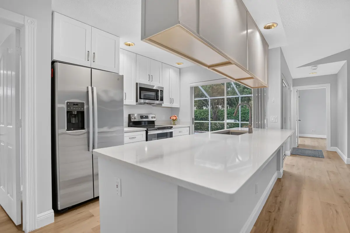 Plenty of storage space at 9197 Sun Terrace Circle A, Palm Beach Gardens