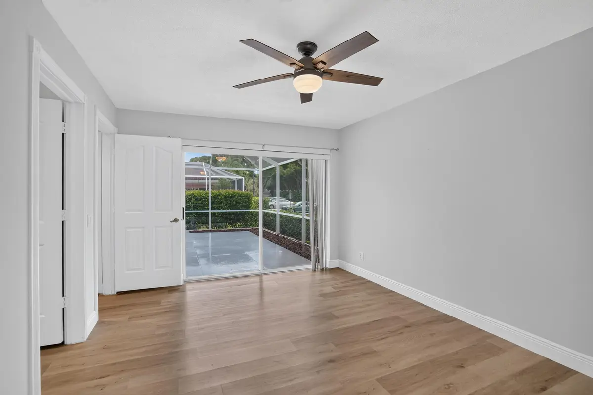 Primary bedroom at 9197 Sun Terrace Circle A, Palm Beach Gardens
