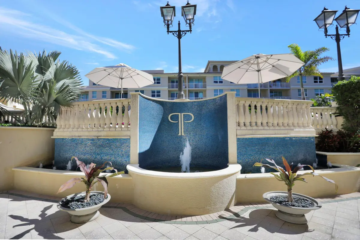 43-web-or-mls-001L2164 at 99 SE MIZNER Boulevard 602, Boca Raton