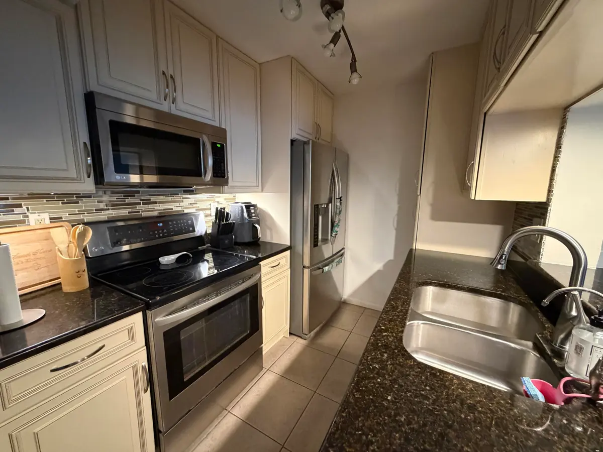 Kitchen at 2506 SE Anchorage Cove A-1, Port St. Lucie