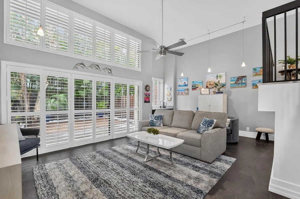 6-web-or-mls-DSC_6714 at 884 SE 19th Avenue 10, Deerfield Beach