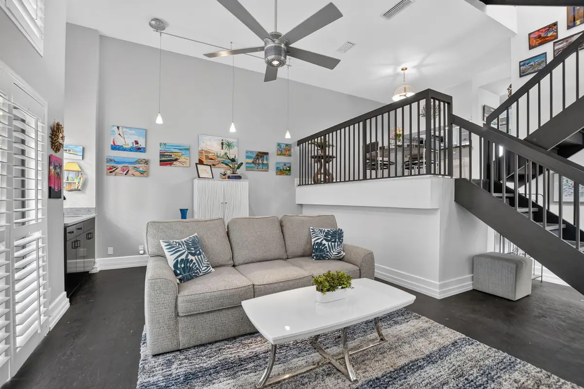 7-web-or-mls-DSC_6718 at 884 SE 19th Avenue 10, Deerfield Beach