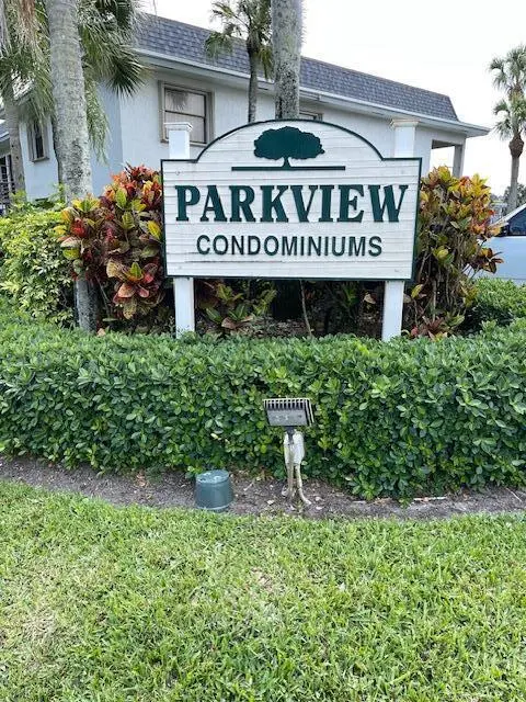1201 Parkview G-11 at 1201 SE Parkview Place G-11, Stuart