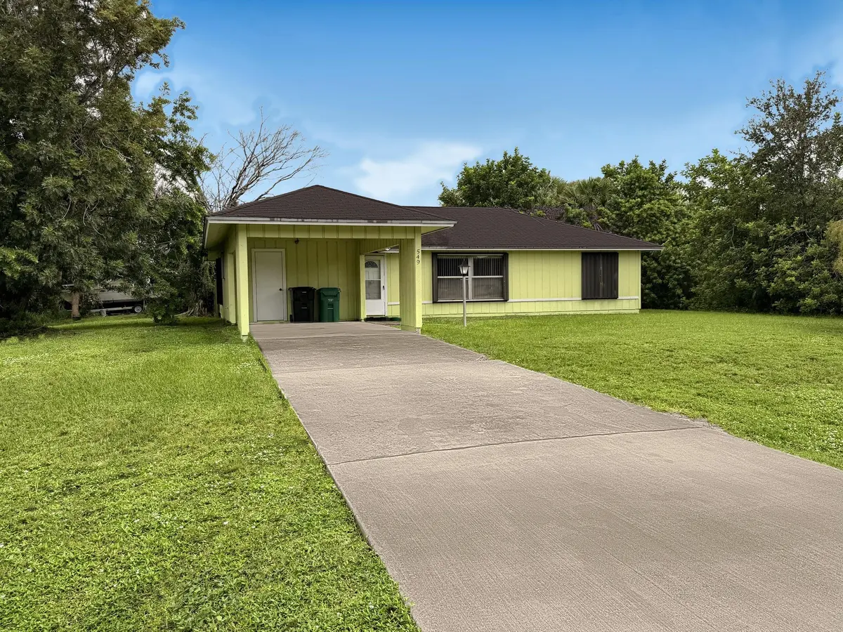 Front at 549 NW BAYSHORE Boulevard, Port St. Lucie
