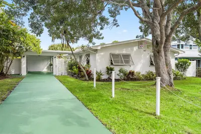 1706 Plover Avenue, Fort Pierce – Single Family Residence for sale