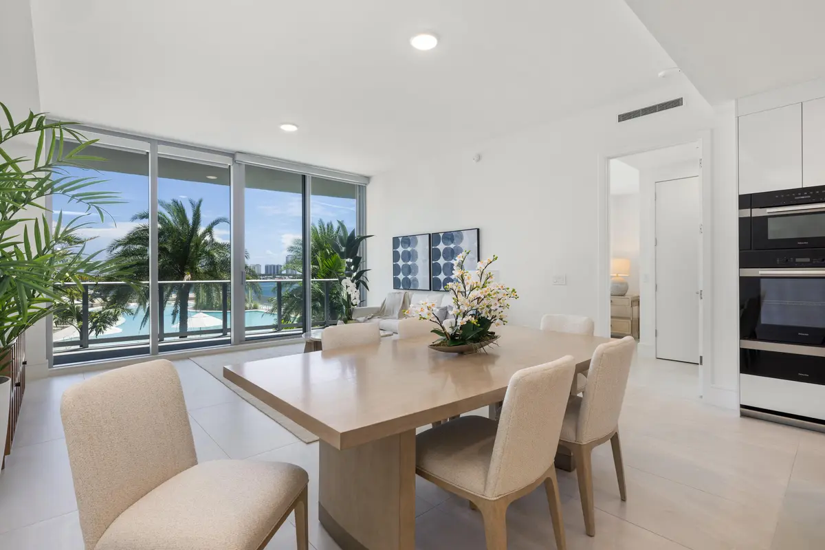 Dining Area at 220 Lake Shore Drive 704, Lake Park
