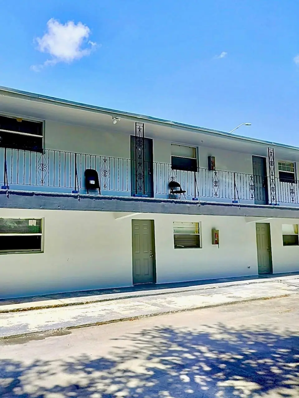 Photo 1 at 113 NW 27TH Avenue 10, Fort Lauderdale