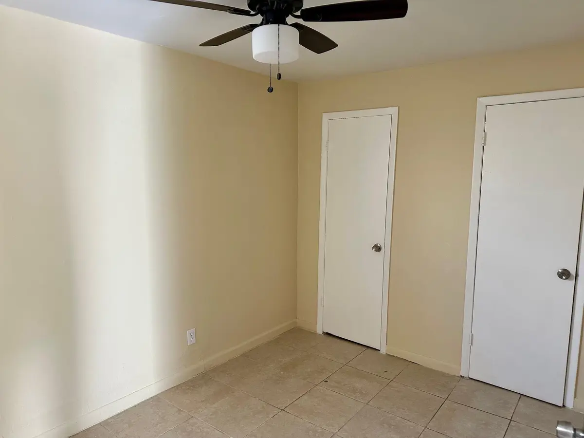 Photo 4 at 113 NW 27TH Avenue 10, Fort Lauderdale