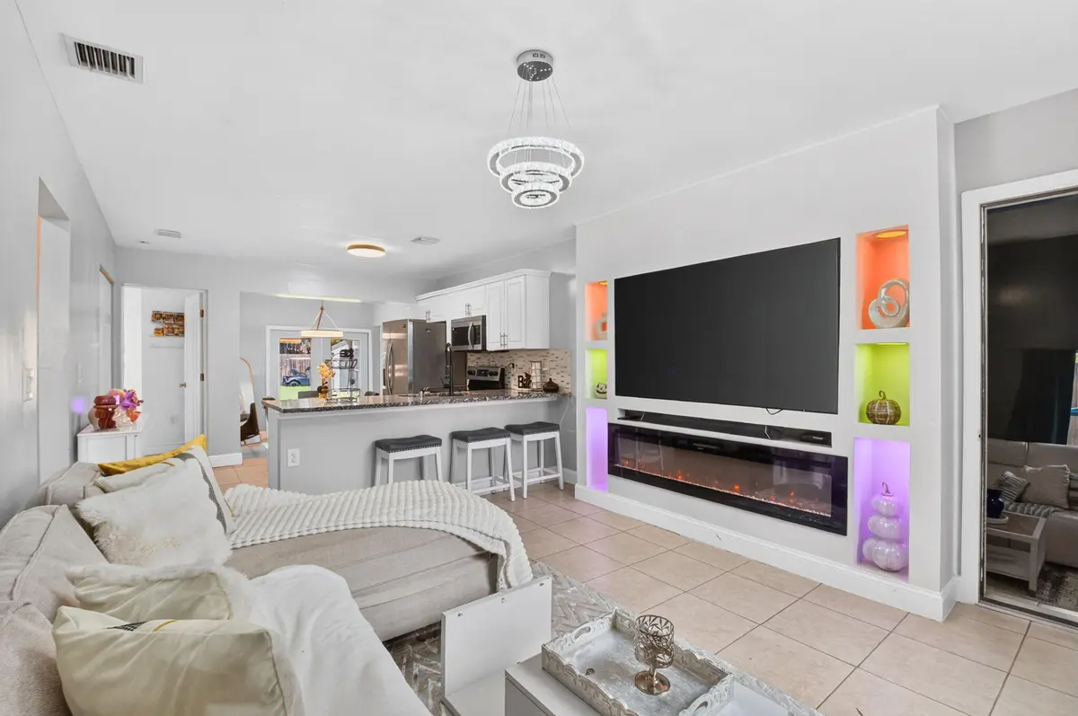 3-web-or-mls-DSC_7344 at 1019 N C Street, Lake Worth Beach