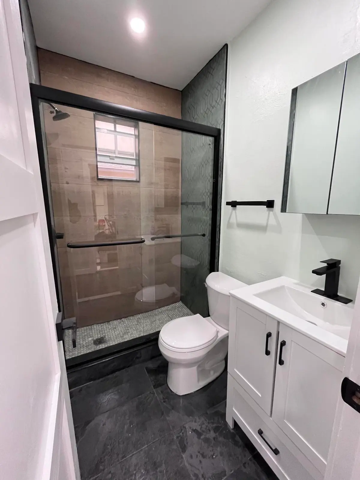 Bath 2 at 802 SW 5th Avenue, Delray Beach