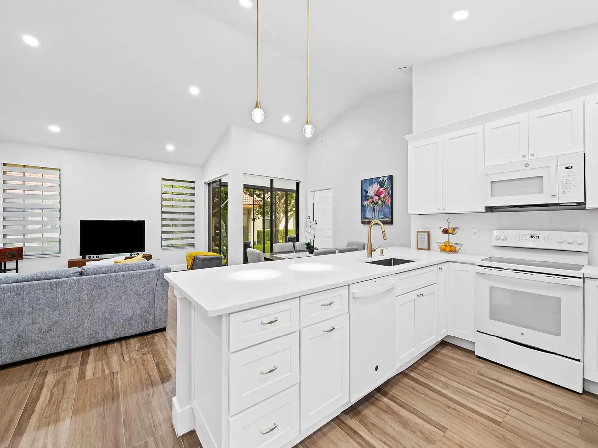 Photo 4 at 8292 WATERLINE Drive 101, Boynton Beach