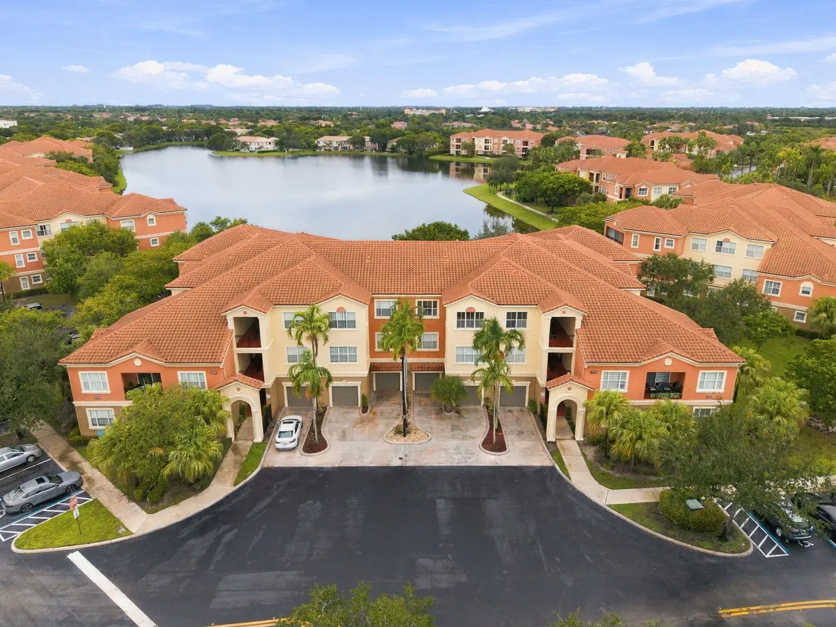 AR Media 31 at 4700 SW 160TH Avenue 433, Miramar