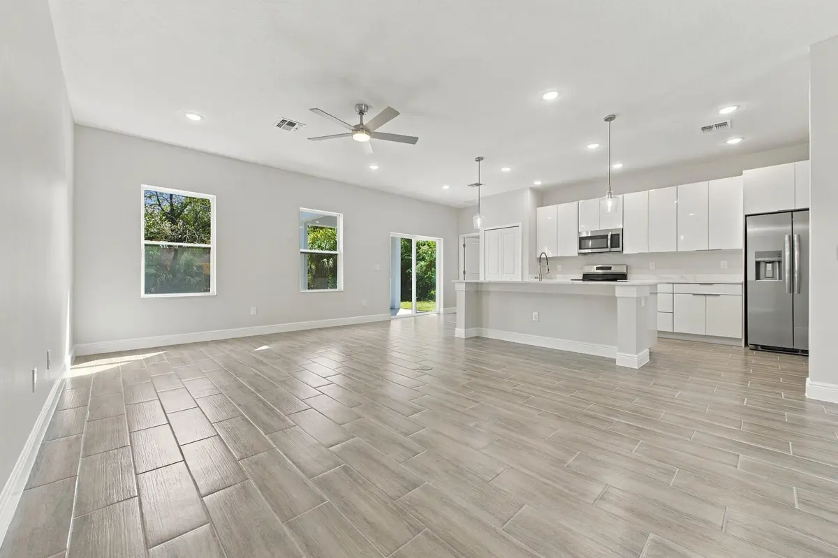 7__dsc3705 at 7956 104th Avenue, Vero Beach