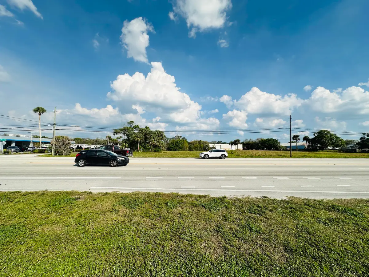 SHULTZ 5 at 4230 S US Highway 1, Fort Pierce