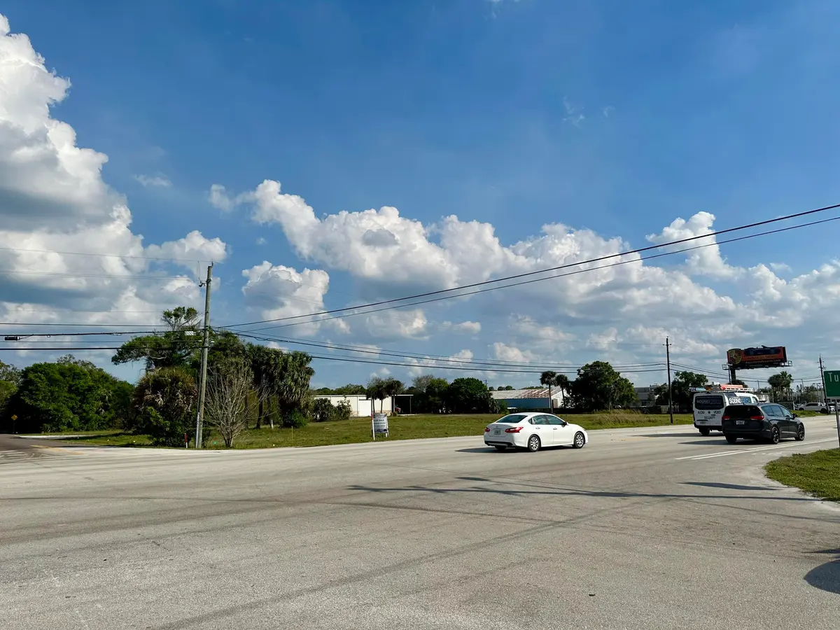 SHULTZ 8 at 4230 S US Highway 1, Fort Pierce