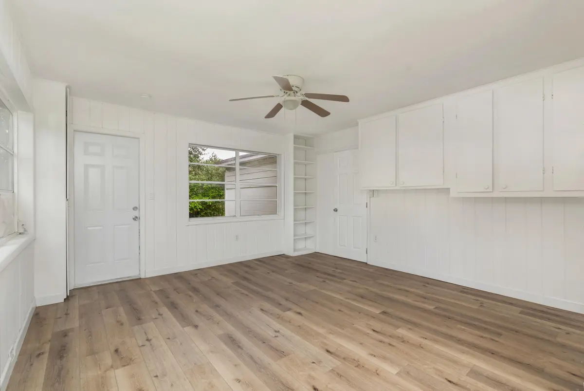 high-17 at 2518 N Genessee Avenue, West Palm Beach