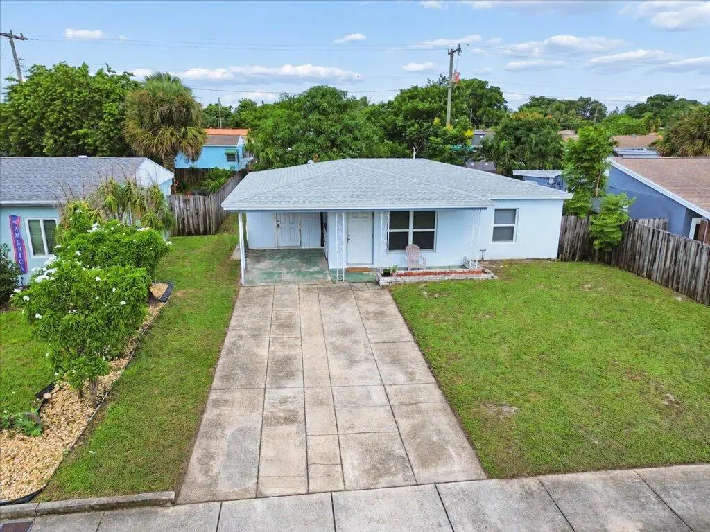 20-dji_fly_20261002_123350_573_179095912 at 411 NW 52ND Street, Oakland Park