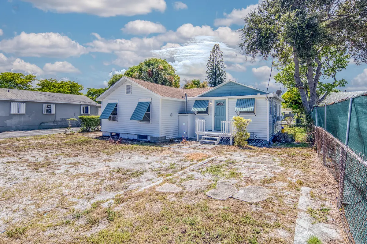 4R7A1000_hdr_ at 708 N H Street, Lake Worth Beach