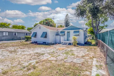 708 N H Street, Lake Worth Beach – Duplex for sale