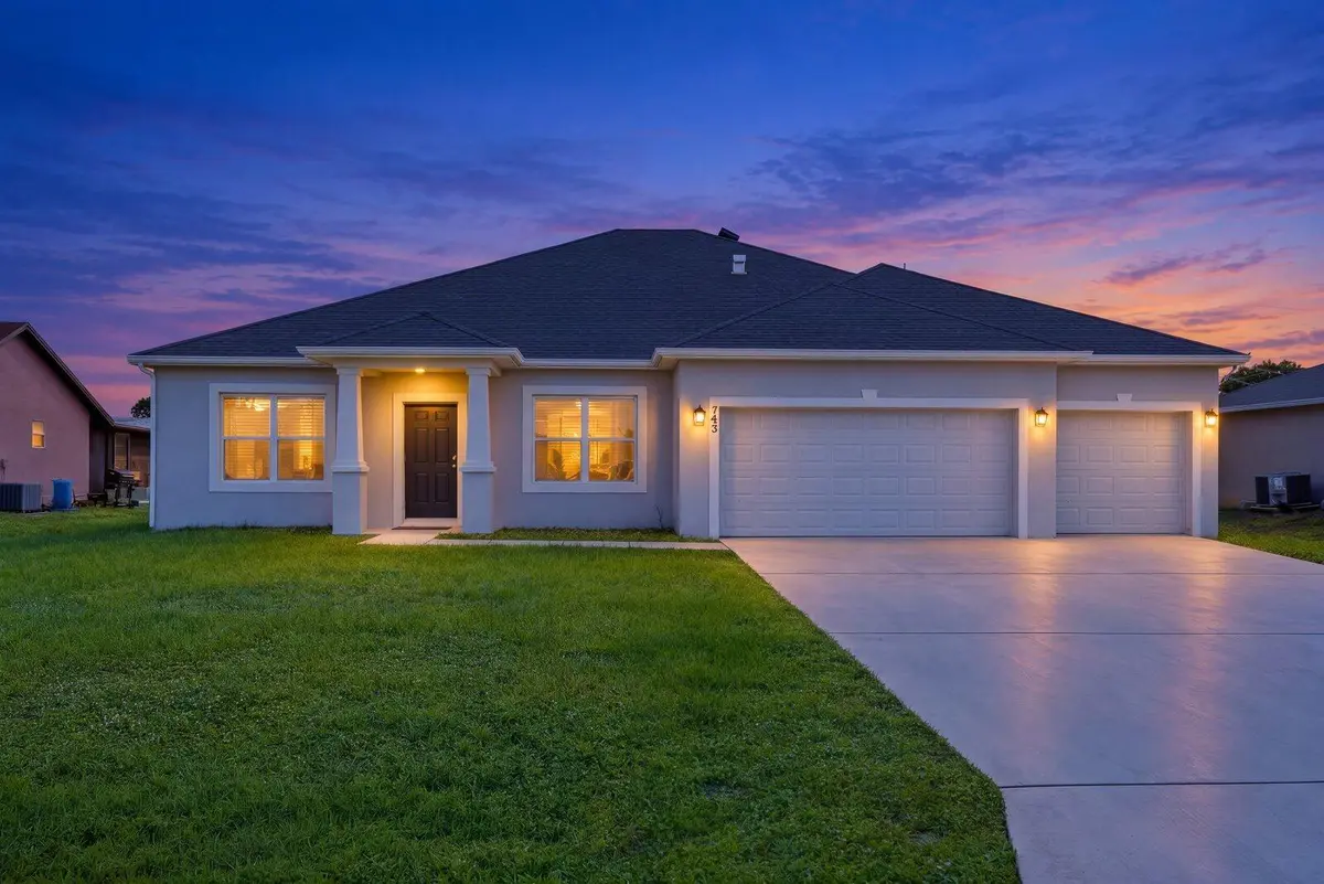 dup twi-1 at 743 NW Dupre Street, Port St. Lucie