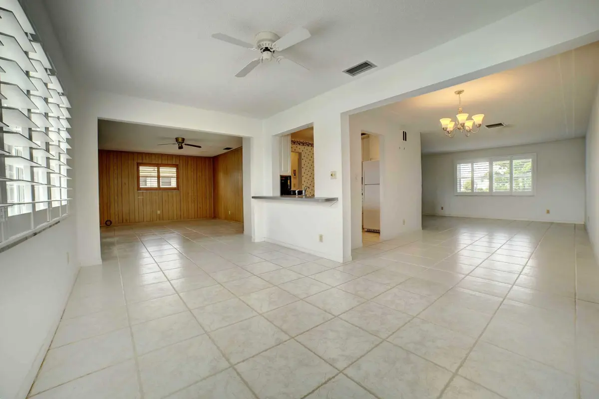 910 SW 7th Avenue, Boynton Beach, FL – photo 6