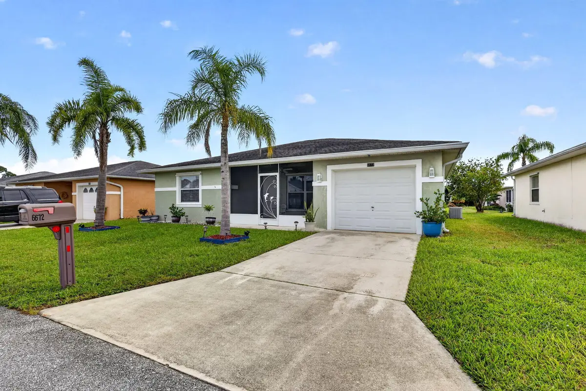 2-web-or-mls-5P1A2208 at 6672 Campanilla, Fort Pierce