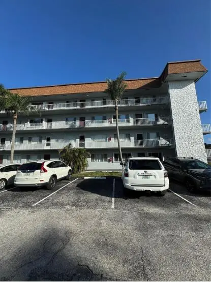 Building at 6289 LEAR Drive 302, Lake Worth