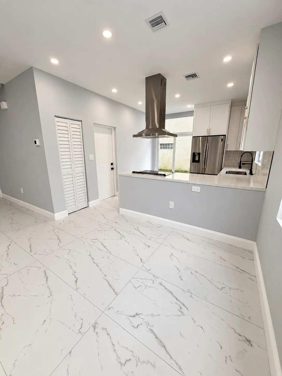 A074FB4B-3661-49EC-9895-96B1DFF6D504 at 3705 VALAIS Drive, Hollywood