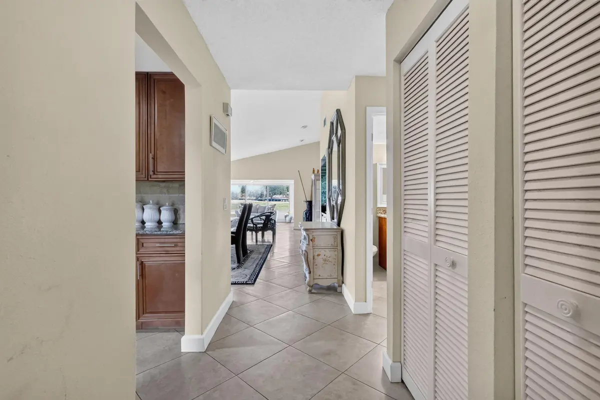 4-web-or-mls-_14A4337 at 2 STRATFORD Drive A, Boynton Beach