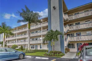 2070 Yarmouth D, Boca Raton – Condominium for rent