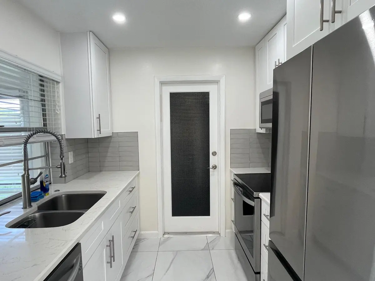 KITCHEN at 131 NW 14th Street, Boynton Beach