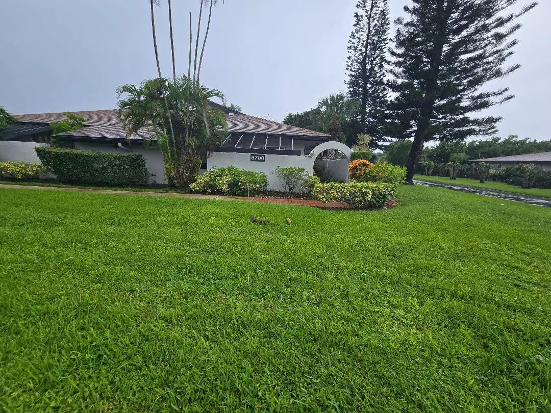 front at 5700 Queen Palm Court B, Delray Beach