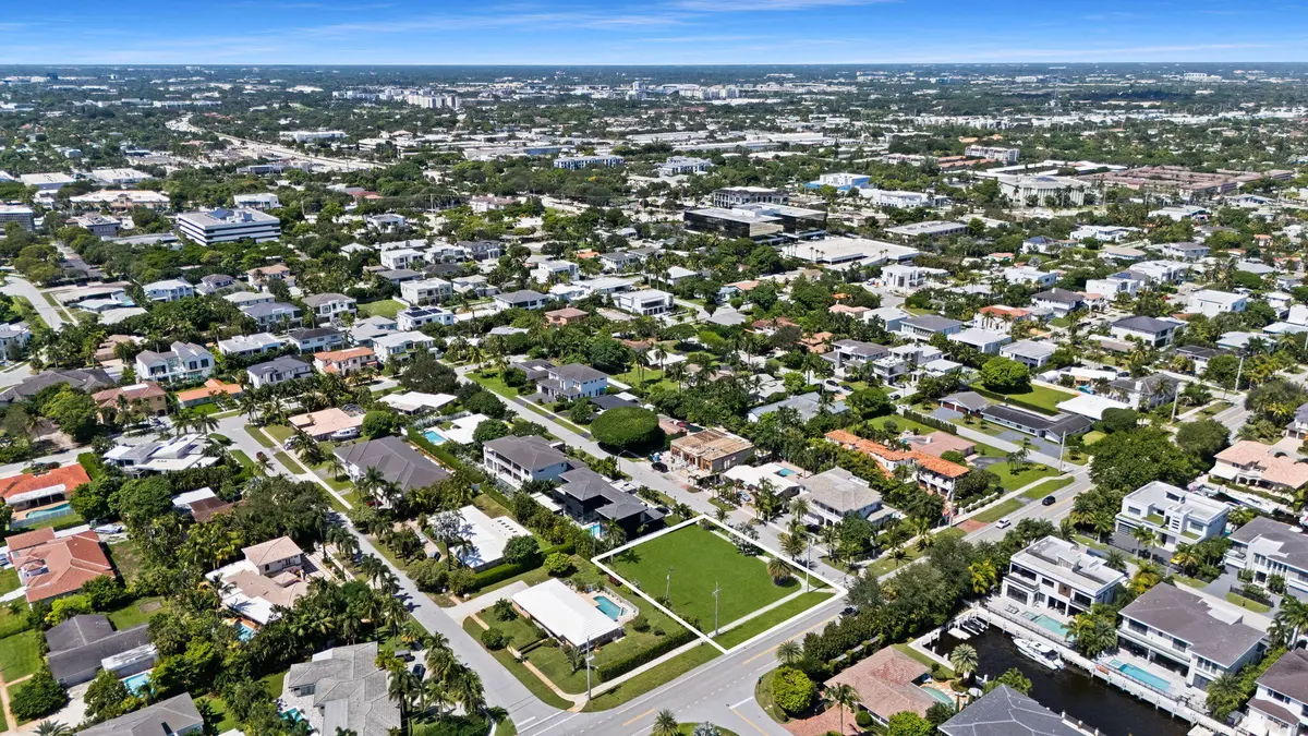 5-web-or-mls-DJI_20260926131737_0441_D at 498 NE 10th Street, Boca Raton